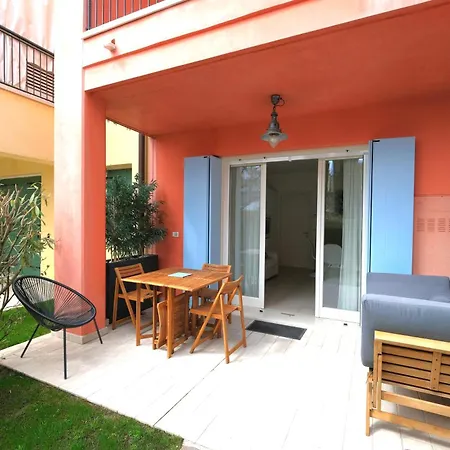 Borgo Paradiso Piano Terra Piazza Brescia Appartement *